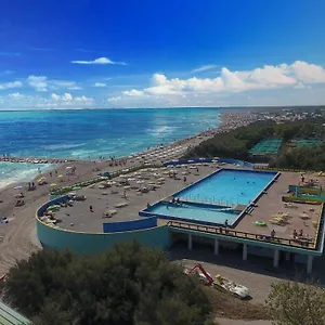 2* Campeggio Happy Camp Mobile Homes In Village Rosapineta